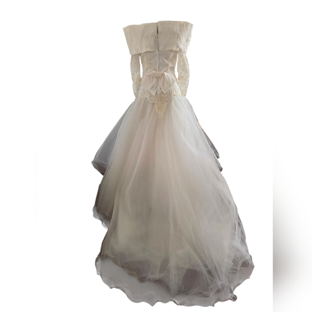 Vintage Alfred Angelo Classic Off the Shoulder Wedding Dress Size 4-6? - Picture 5 of 13
